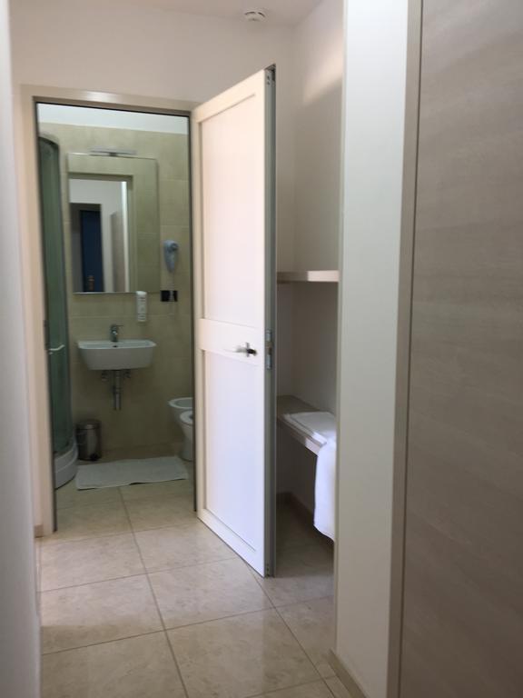 Hotel Athena Pesaro Room photo